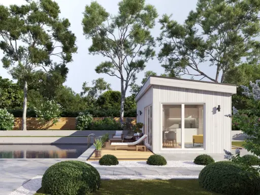 Modern poolhus med loungegrupp och solstol vid poolen. Perfekt poolhus inspiration för avkoppling.